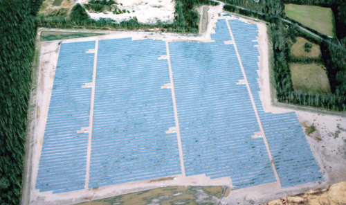 Lincoln Renewable Energy's 12.5-MW NJ Oak solar project covers  100 acres.